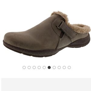 Clarks Roseville Clogs Sherpa Fur Lined Slip On Mules Loafers Shoes Comfort sz 8